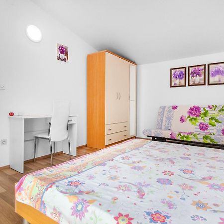 Apartmani Alaga B Tribalj Exteriör bild
