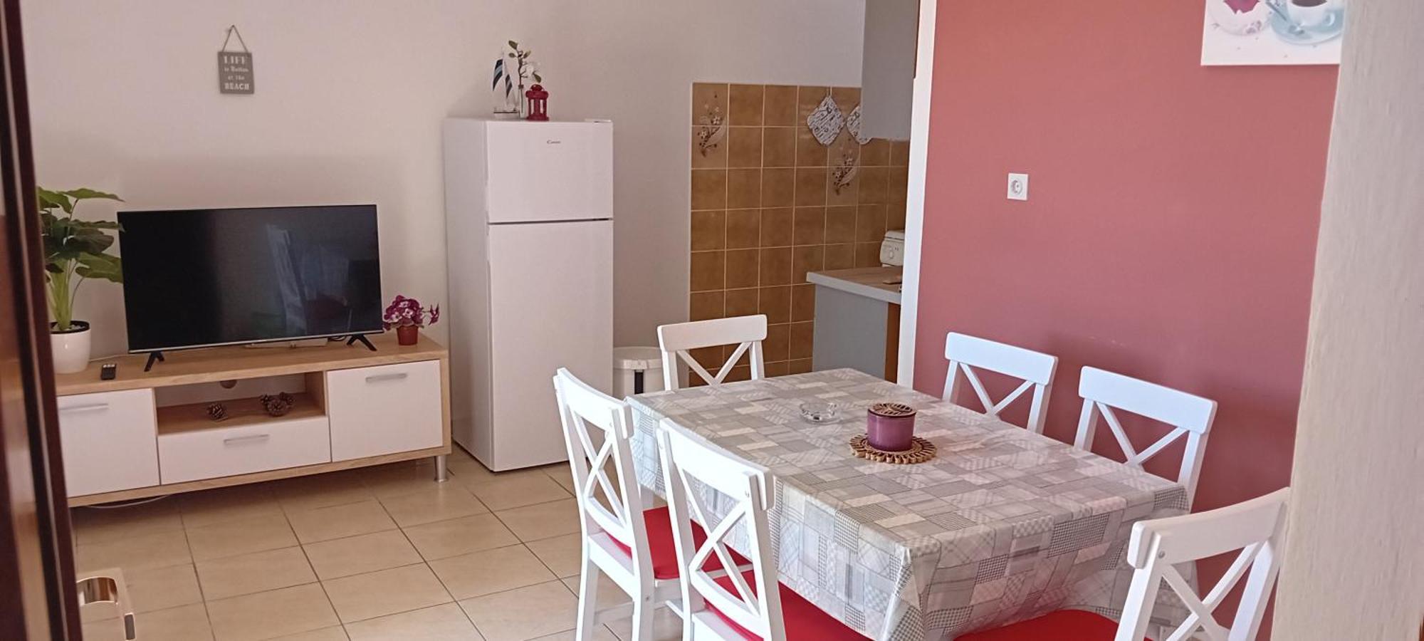 Apartmani Alaga B Tribalj Exteriör bild