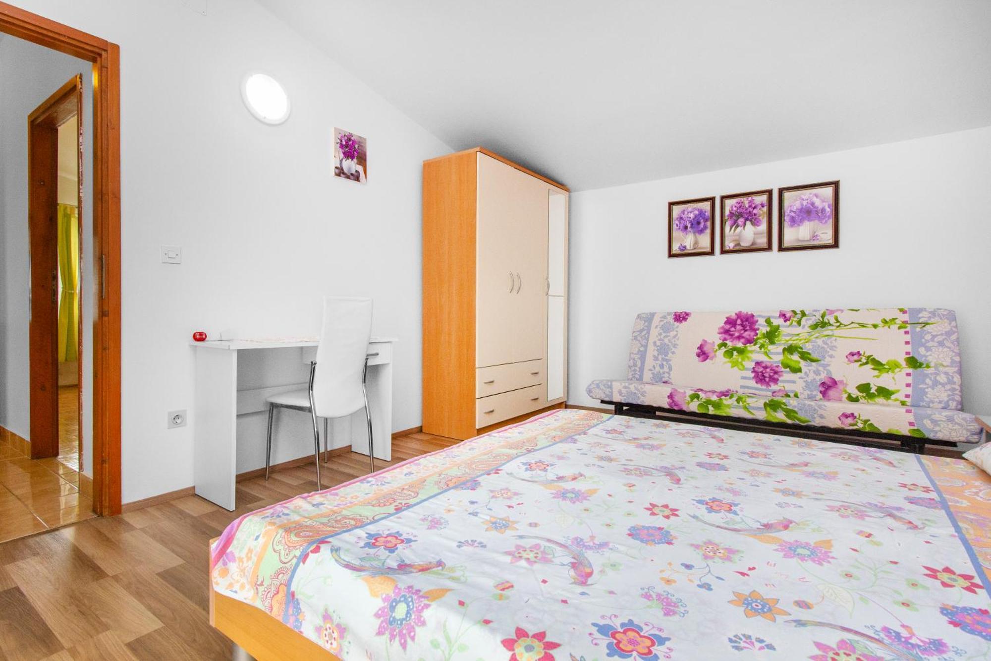 Apartmani Alaga B Tribalj Exteriör bild